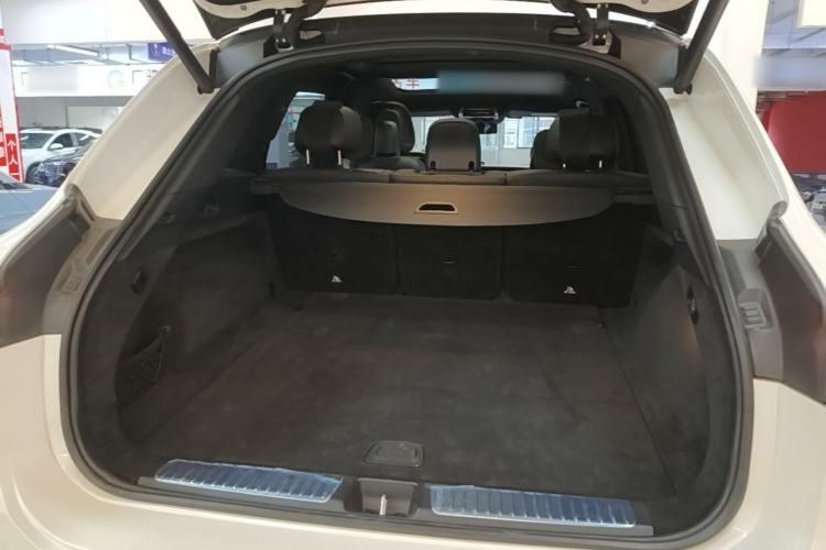 Used Mercedes-Benz EQS SUV 2023 450 4MATIC Pioneer Edition Trunk
