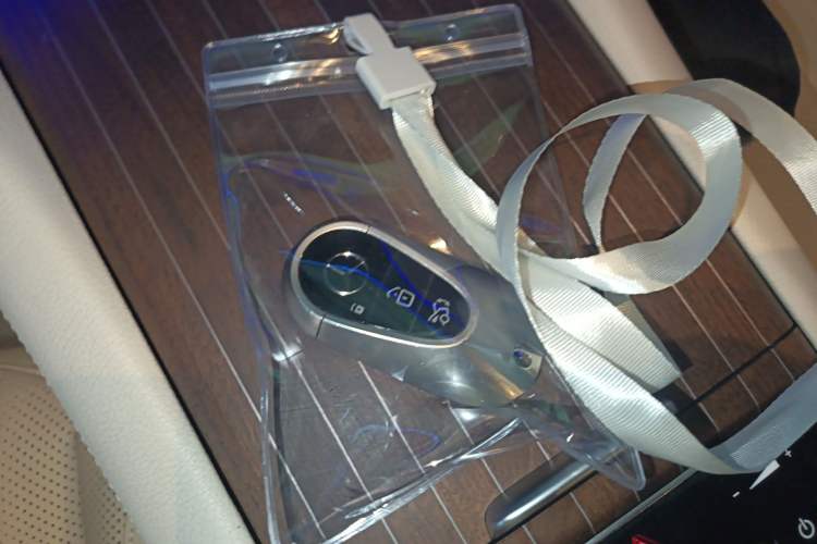 Used Mercedes-Benz EQS SUV 2023 450 4MATIC Pioneer Edition Vehicle Key