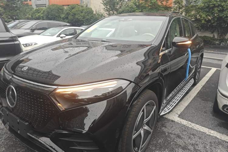 Used Mercedes-Benz EQS SUV 2025 500 4MATIC Guazi used car, China used car export, Used car for sale, Used  cars, Cheapest cars for sale