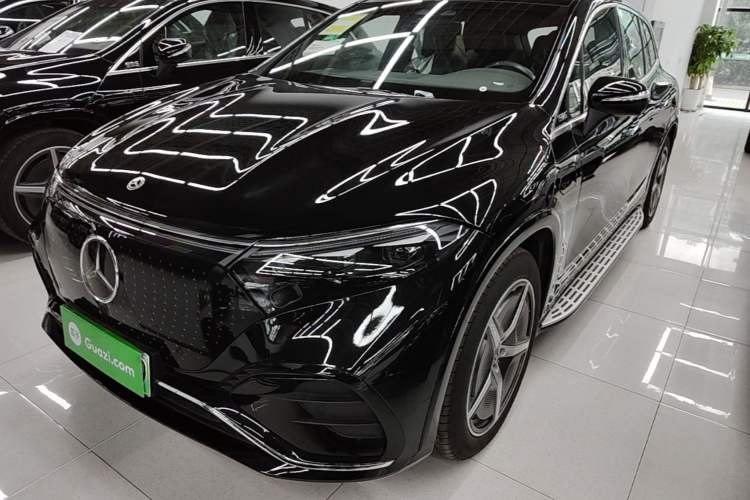 Mercedes-Benz EQS SUV 2025 500 4MATIC