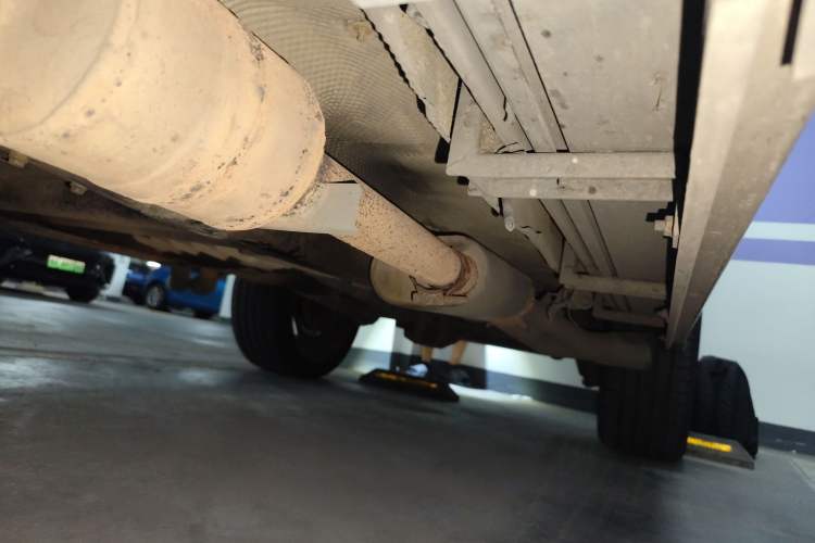 Used Mercedes-Benz G-Class 2010 G 500 Chassis Front Left