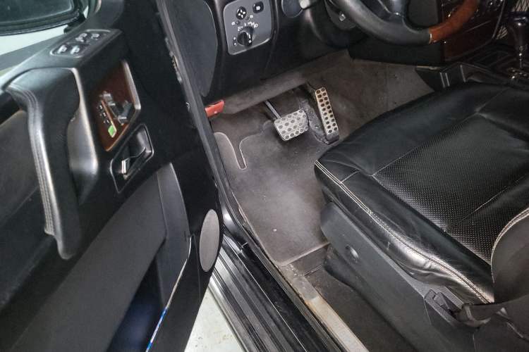 Used Mercedes-Benz G-Class 2010 G 500 Driver Seat