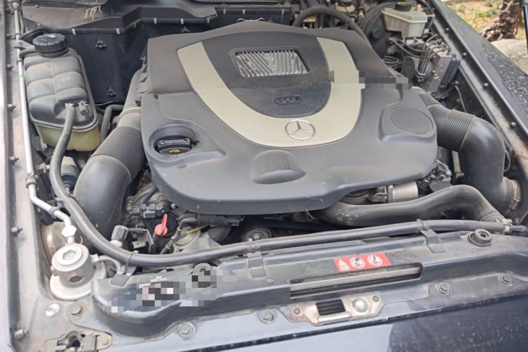 Used Mercedes-Benz G-Class 2010 G 500 Engine Bay