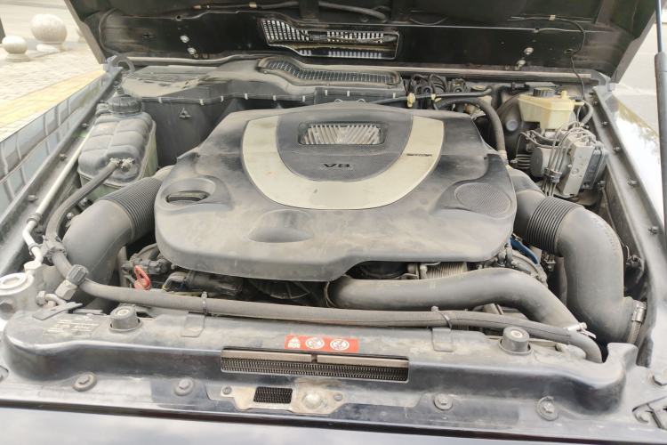 Used Mercedes-Benz G-Class 2010 G 500 Engine Bay