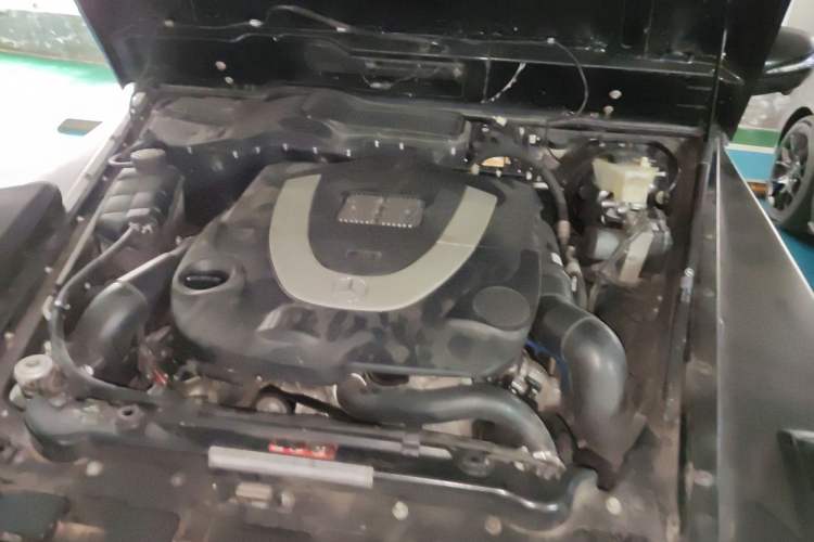 Used Mercedes-Benz G-Class 2010 G 500 Engine Bay