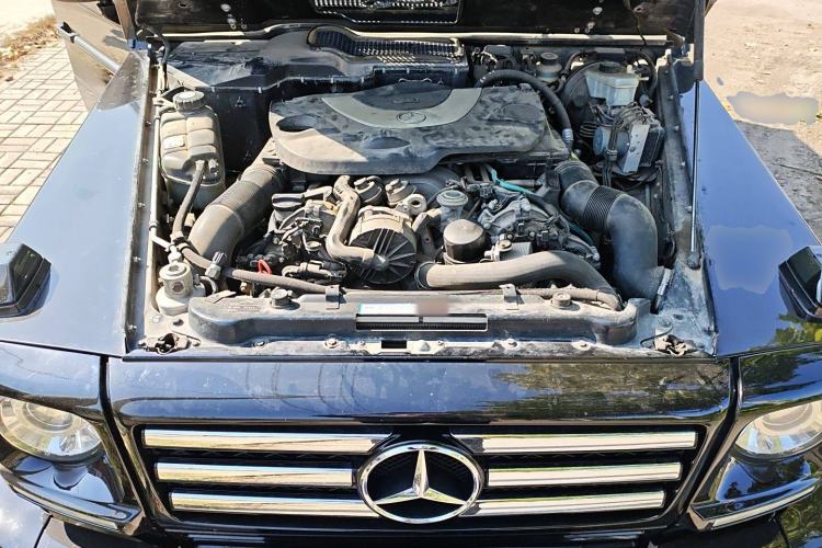 Used Mercedes-Benz G-Class 2010 G 500 Engine Bay