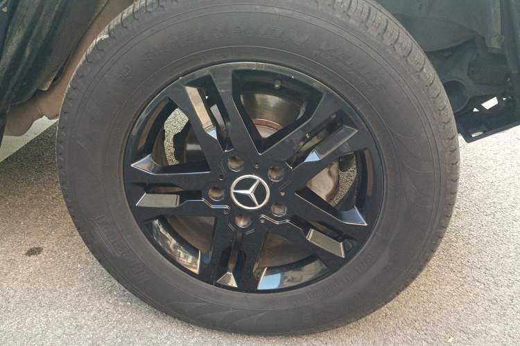 Used Mercedes-Benz G-Class 2010 G 500 Exterior 7