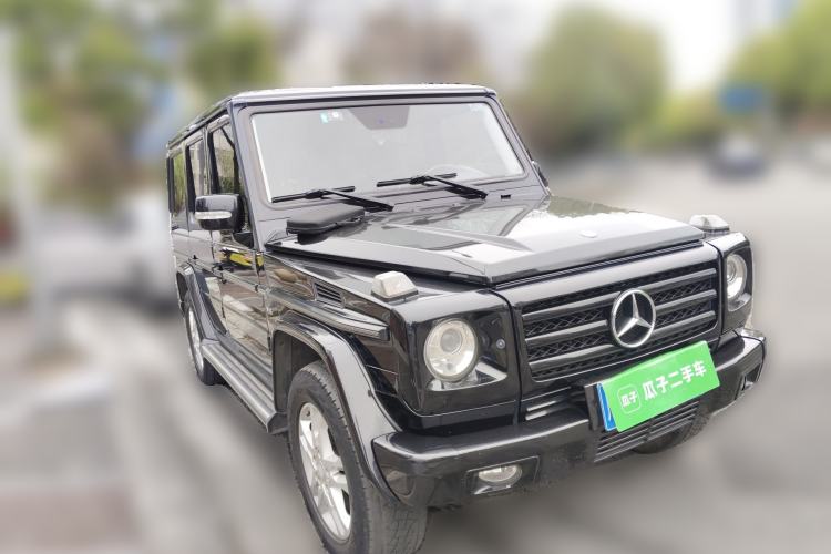 Used Mercedes-Benz G-Class 2010 G 500 Front Right 45 Deg