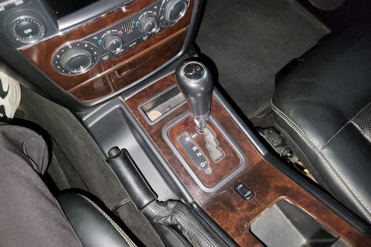Used Mercedes-Benz G-Class 2010 G 500 Gear Lever