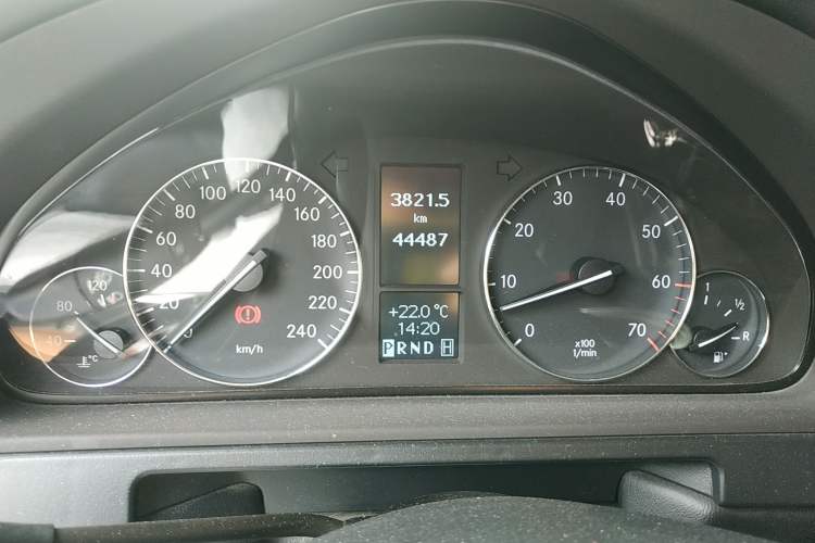 Used Mercedes-Benz G-Class 2010 G 500 Instrument Cluster