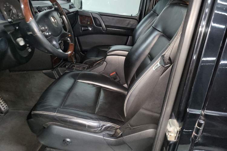 Used Mercedes-Benz G-Class 2010 G 500 Left Front Seat