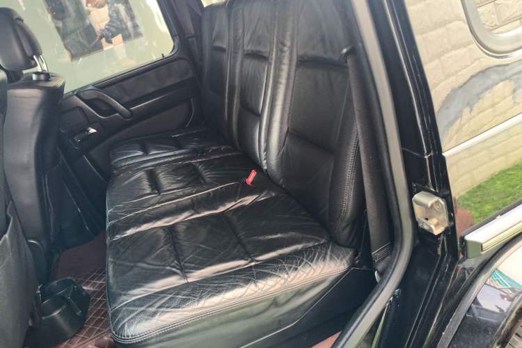 Used Mercedes-Benz G-Class 2010 G 500 Left Rear Seat