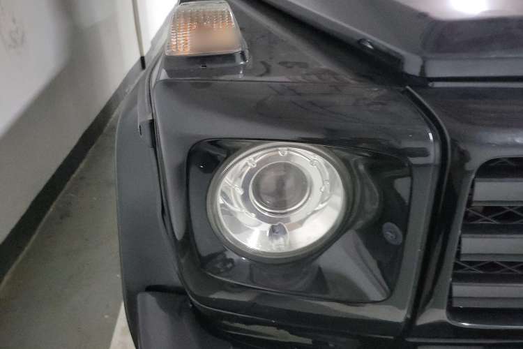 Used Mercedes-Benz G-Class 2010 G 500 Right Front Headlight