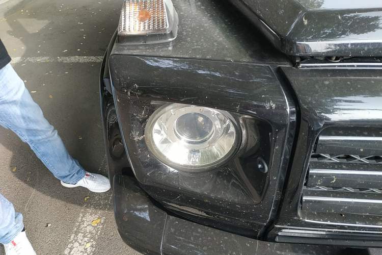 Used Mercedes-Benz G-Class 2010 G 500 Right Front Headlight