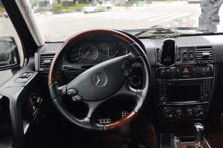 Used Mercedes-Benz G-Class 2010 G 500 Steering Wheel