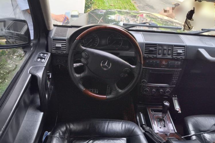 Used Mercedes-Benz G-Class 2010 G 500 Steering Wheel