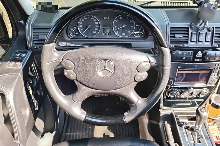 Used Mercedes-Benz G-Class 2010 G 500 Steering Wheel