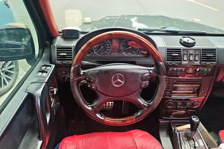 Used Mercedes-Benz G-Class 2010 G 500 Steering Wheel