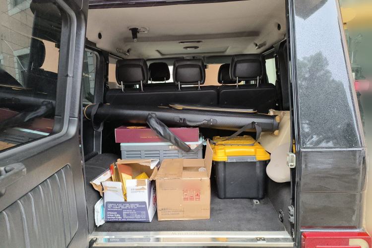Used Mercedes-Benz G-Class 2010 G 500 Trunk