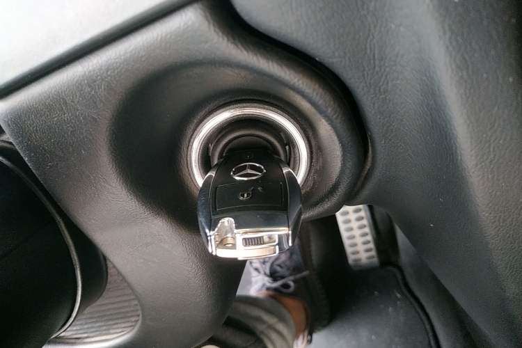 Used Mercedes-Benz G-Class 2010 G 500 Vehicle Key