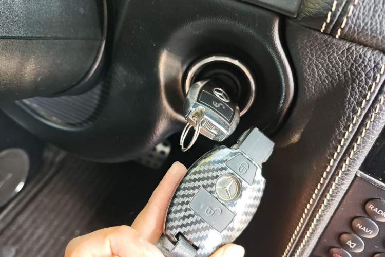 Used Mercedes-Benz G-Class 2010 G 500 Vehicle Key