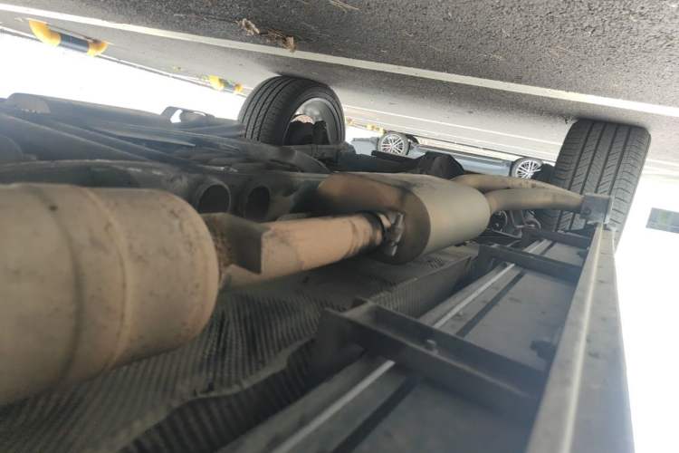Used Mercedes-Benz G-Class 2010 G 500 Chassis Front Right