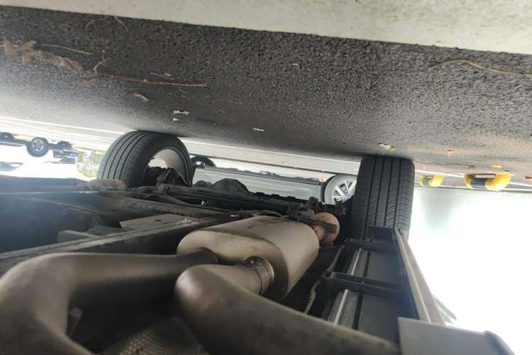 Used Mercedes-Benz G-Class 2010 G 500 Chassis Rear Left