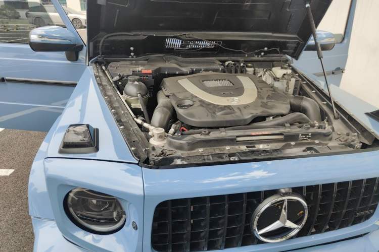Used Mercedes-Benz G-Class 2010 G 500 Engine Bay Right