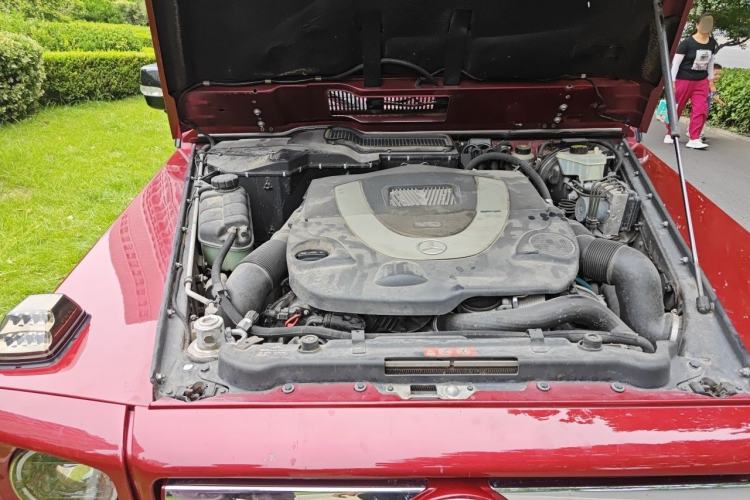 Used Mercedes-Benz G-Class 2010 G 500 Engine Bay Right