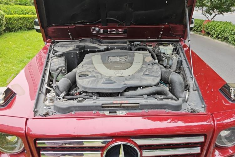 Used Mercedes-Benz G-Class 2010 G 500 Engine Bay