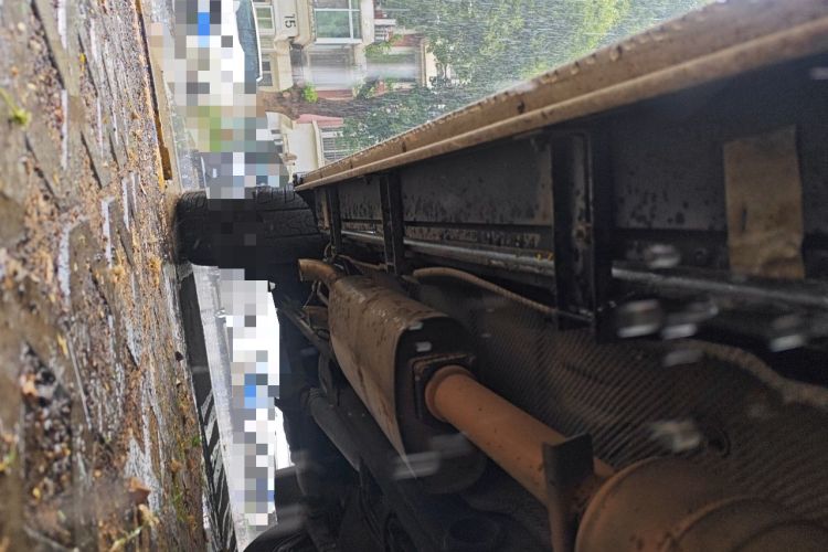 Used Mercedes-Benz G-Class 2010 G 500 Chassis Front Right