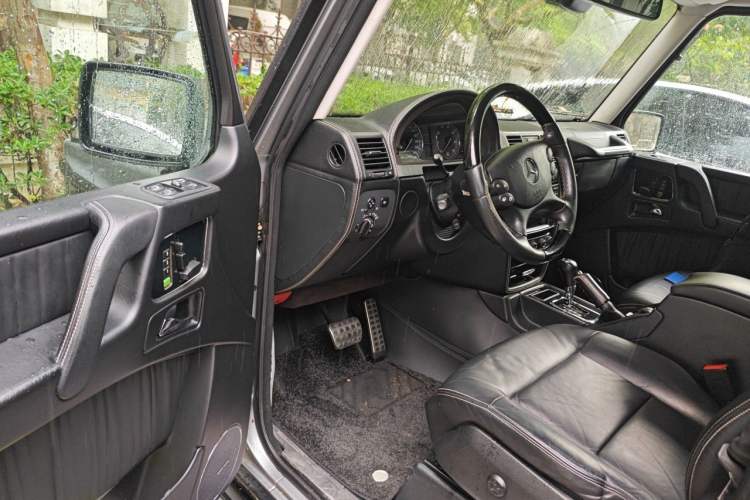 Used Mercedes-Benz G-Class 2010 G 500 Driver Seat