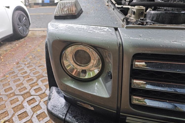 Used Mercedes-Benz G-Class 2010 G 500 Right Front Headlight