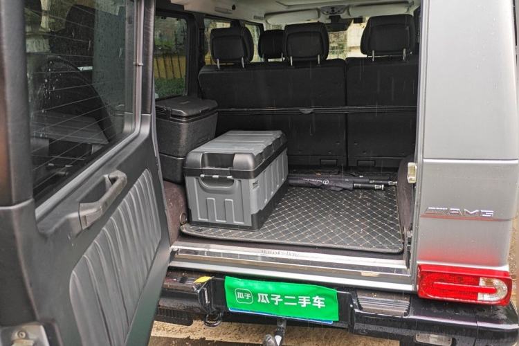 Used Mercedes-Benz G-Class 2010 G 500 Trunk