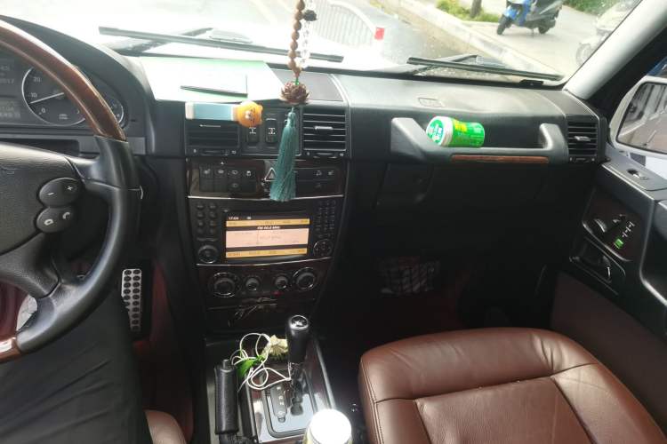 Used Mercedes-Benz G-Class 2010 G 500 Audio And AC Panel