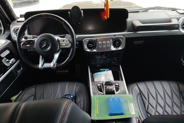 Used Mercedes-Benz G-Class 2010 G 500 Center Console