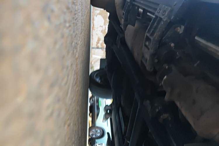 Used Mercedes-Benz G-Class 2010 G 500 Chassis Front Right