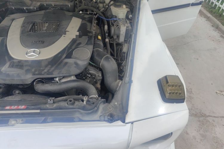 Used Mercedes-Benz G-Class 2010 G 500 Engine Bay Left