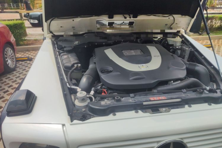 Used Mercedes-Benz G-Class 2010 G 500 Engine Bay Right