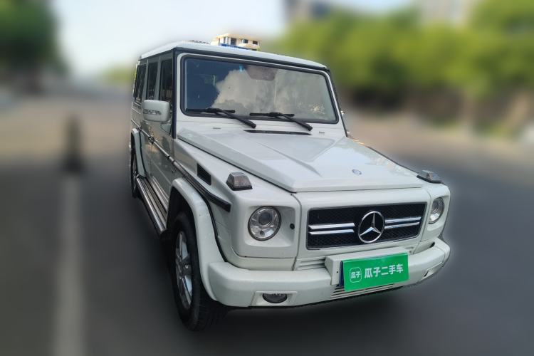 Used Mercedes-Benz G-Class 2010 G 500 Front Right 45 Deg