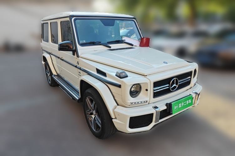 Used Mercedes-Benz G-Class 2010 G 500 Front Right 45 Deg