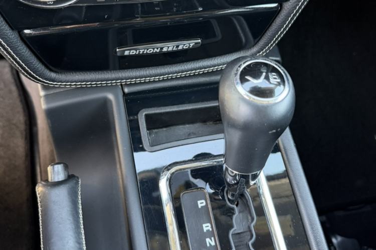 Used Mercedes-Benz G-Class 2010 G 500 Gear Lever