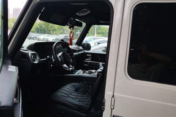 Used Mercedes-Benz G-Class 2010 G 500 Left Front Seat