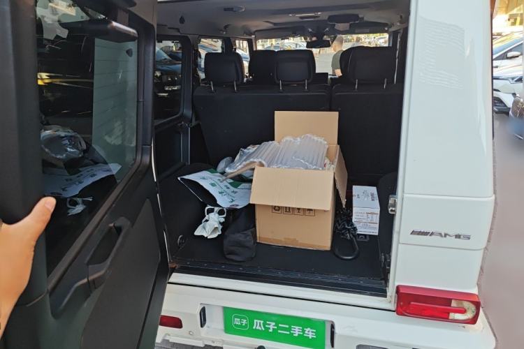 Used Mercedes-Benz G-Class 2010 G 500 Trunk