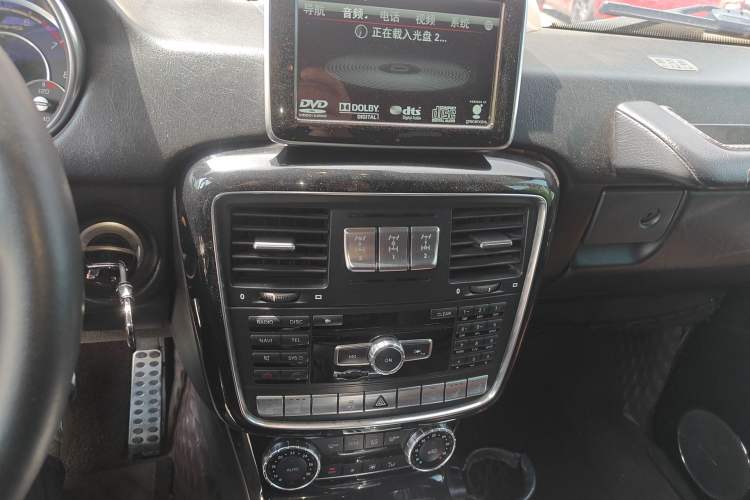 Used Mercedes-Benz G-Class 2013 G 500 Audio And AC Panel