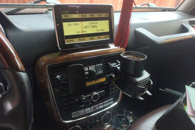 Used Mercedes-Benz G-Class 2013 G 500 Audio And AC Panel