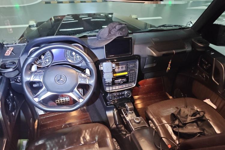 Used Mercedes-Benz G-Class 2013 G 500 Center Console