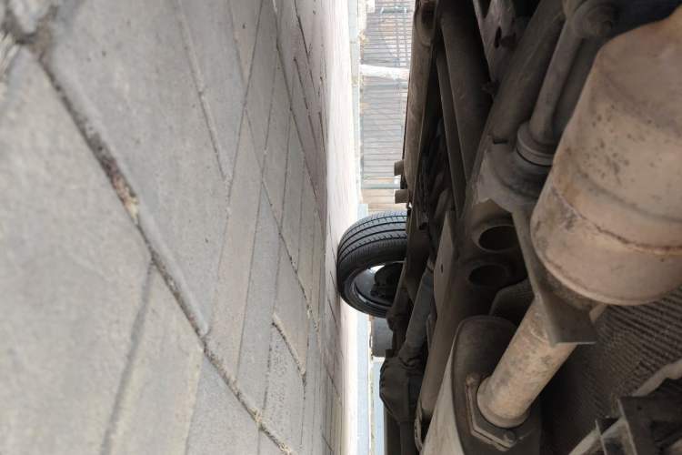 Used Mercedes-Benz G-Class 2013 G 500 Chassis Front Left