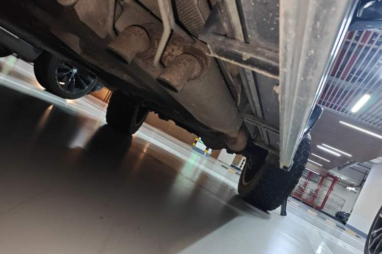 Used Mercedes-Benz G-Class 2013 G 500 Chassis Rear Right