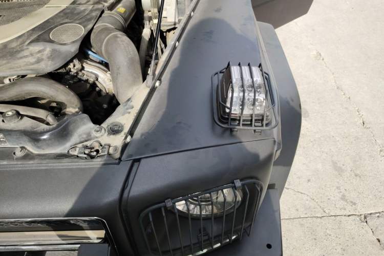 Used Mercedes-Benz G-Class 2013 G 500 Engine Bay Left